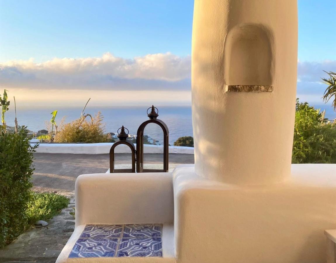 Villa Casa Surya - Sea View Terrace, Isola Salina Malfa  Exterior foto